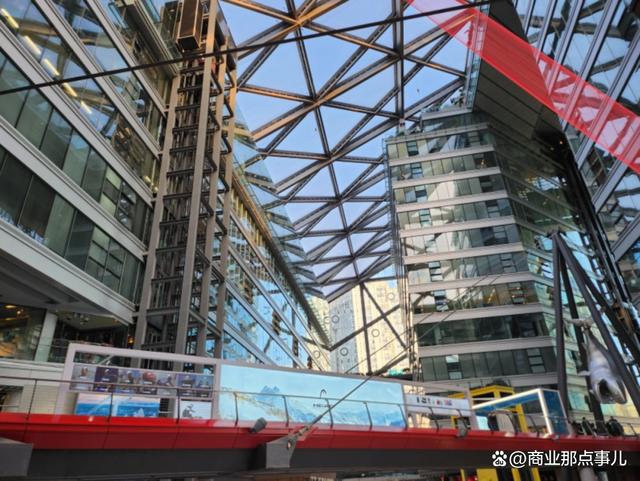 2025年新澳芳草地资料